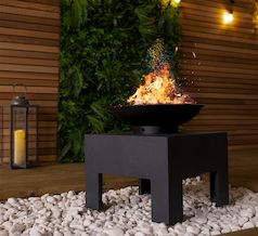 Outdoor Dining & Heating